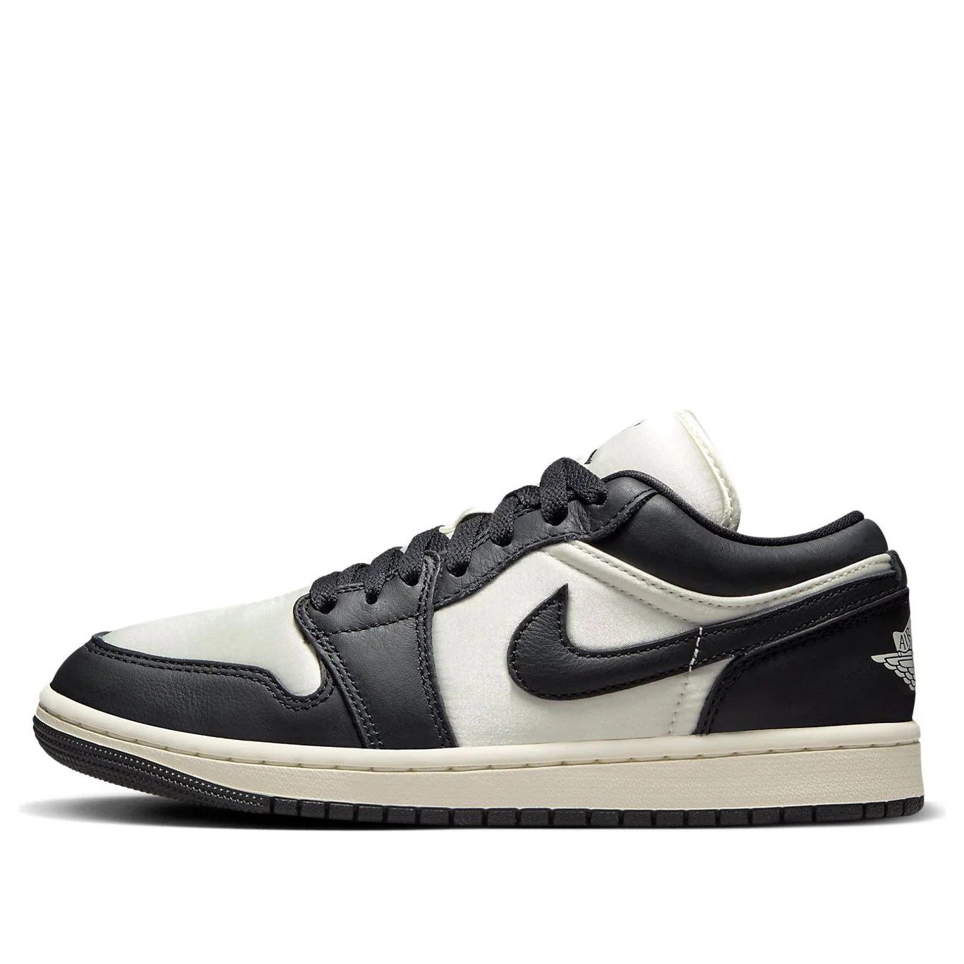 (WMNS) Air Jordan 1 Low SE ‘Vintage Panda’ FB9893-101