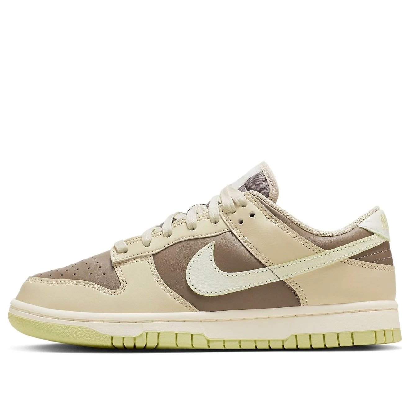 (WMNS) Nike Dunk Low ‘Cream Brown’ FB4961-012