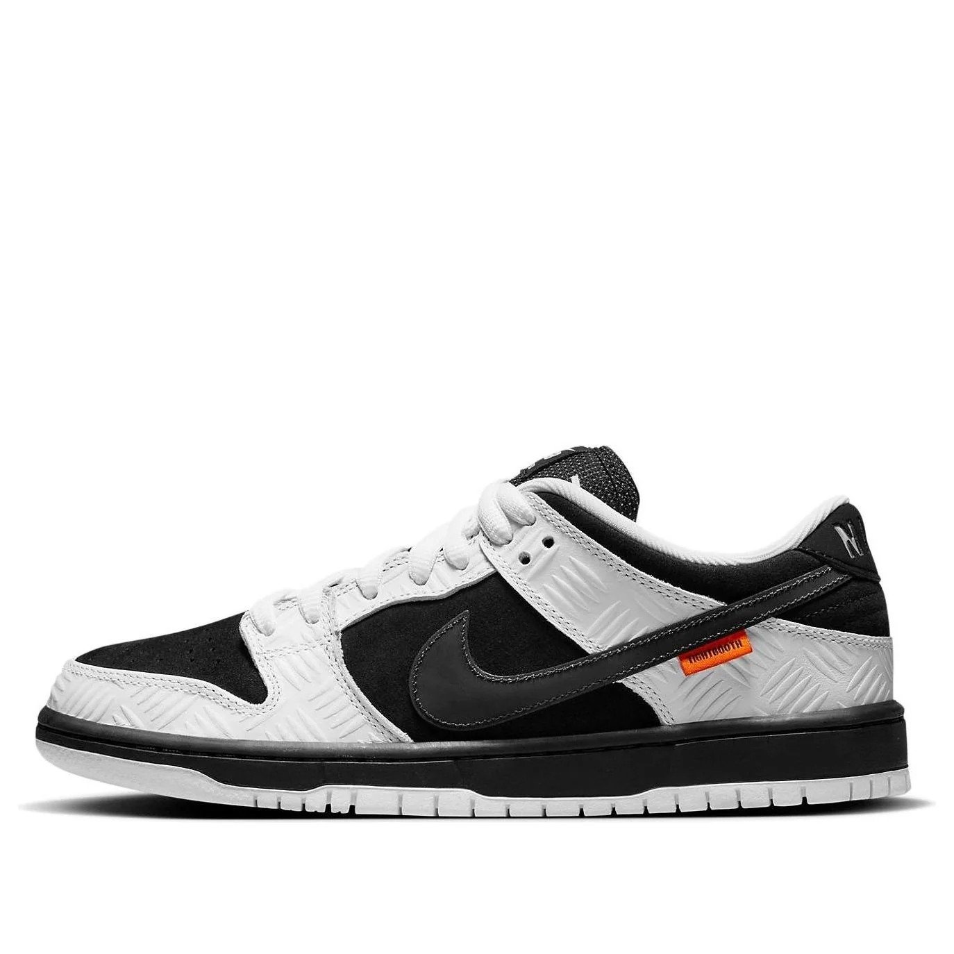 Nike x TIGHTBOOTH SB Dunk Low ‘White Black’ FD2629-100