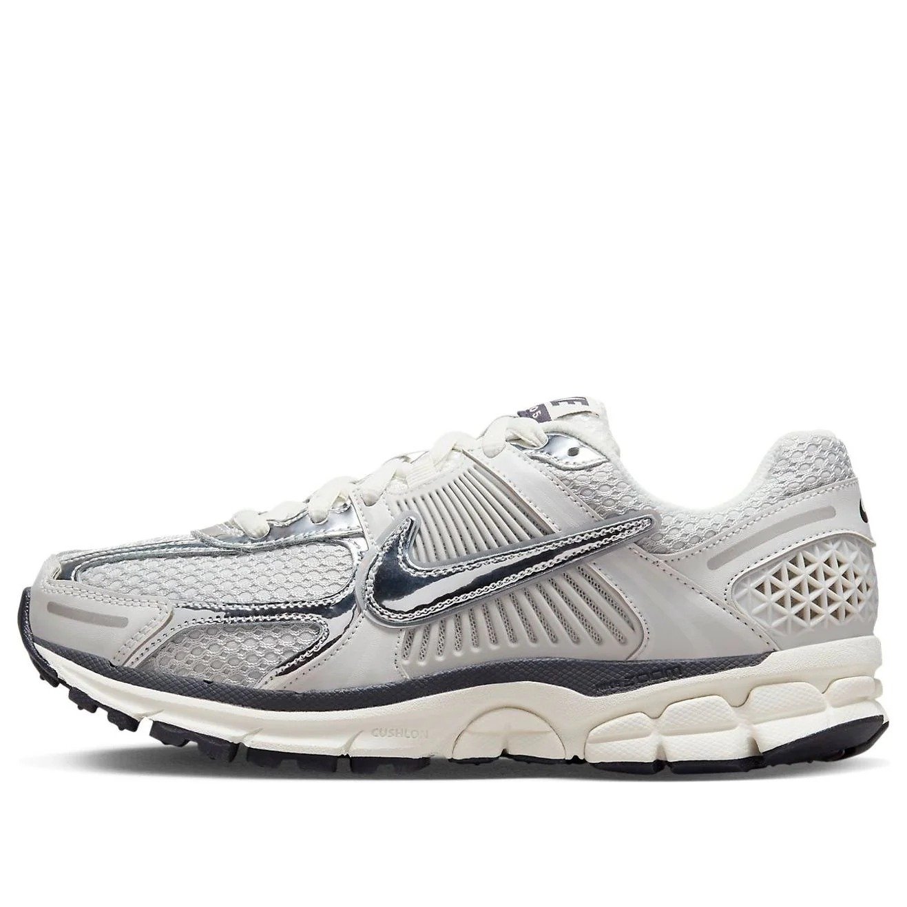 (WMNS) Nike Air Zoom Vomero 5 ‘Photon Dust Metallic Silver’ FD0884-025