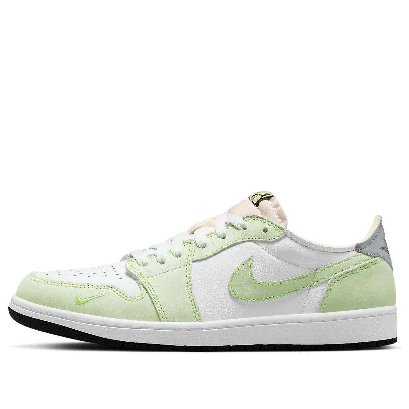 Air Jordan 1 Low OG ‘White Ghost Green’ DM7837-103