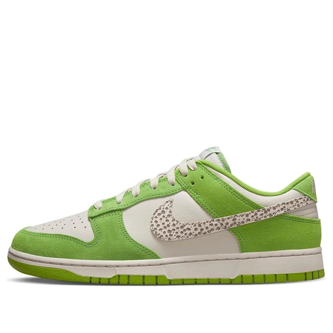 Nike Dunk Low ‘Safari Swoosh – Chlorophyll’ DR0156-300