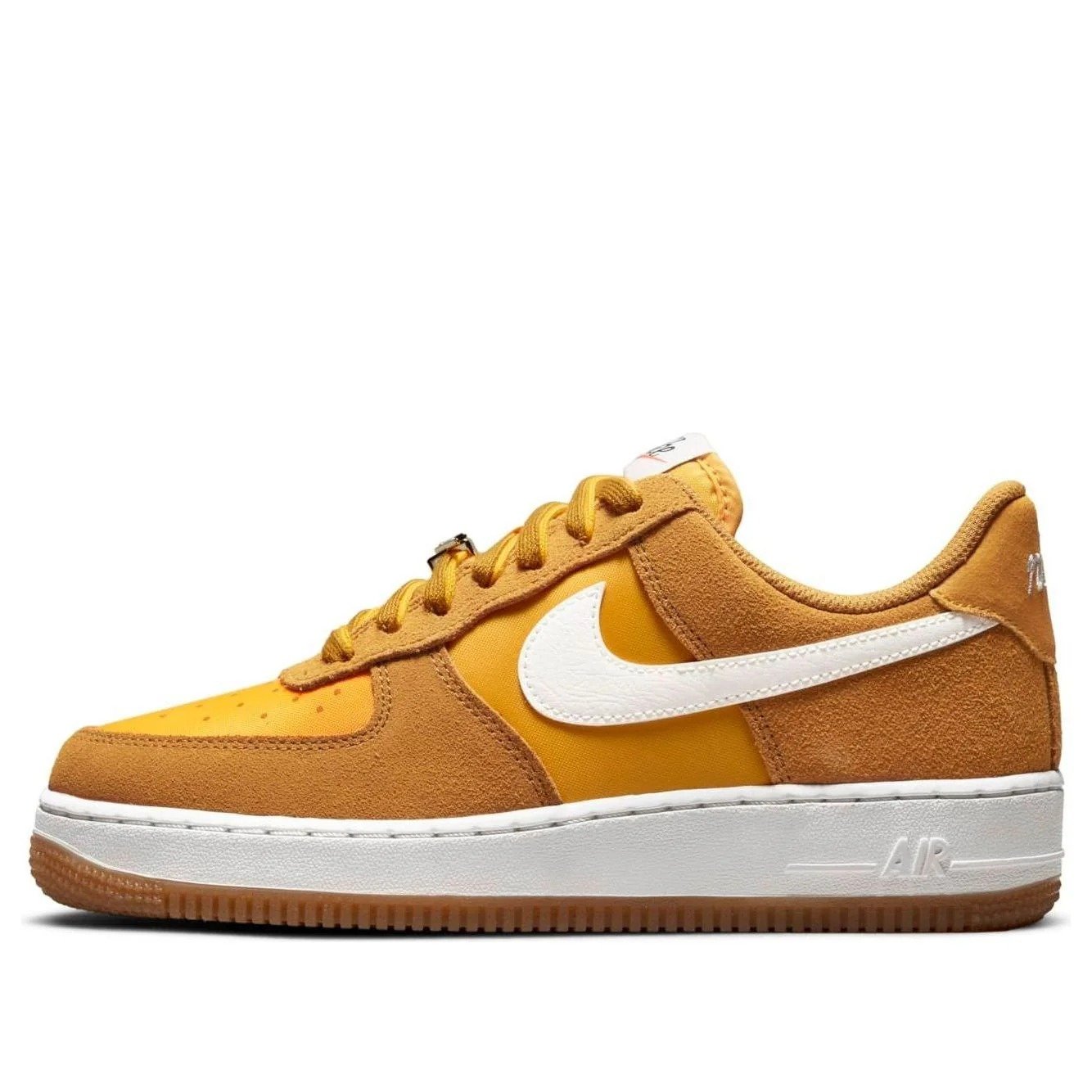 (WMNS) Nike Air Force 1 ’07 SE ‘First Use – University Gold Gum’ DA8302-700