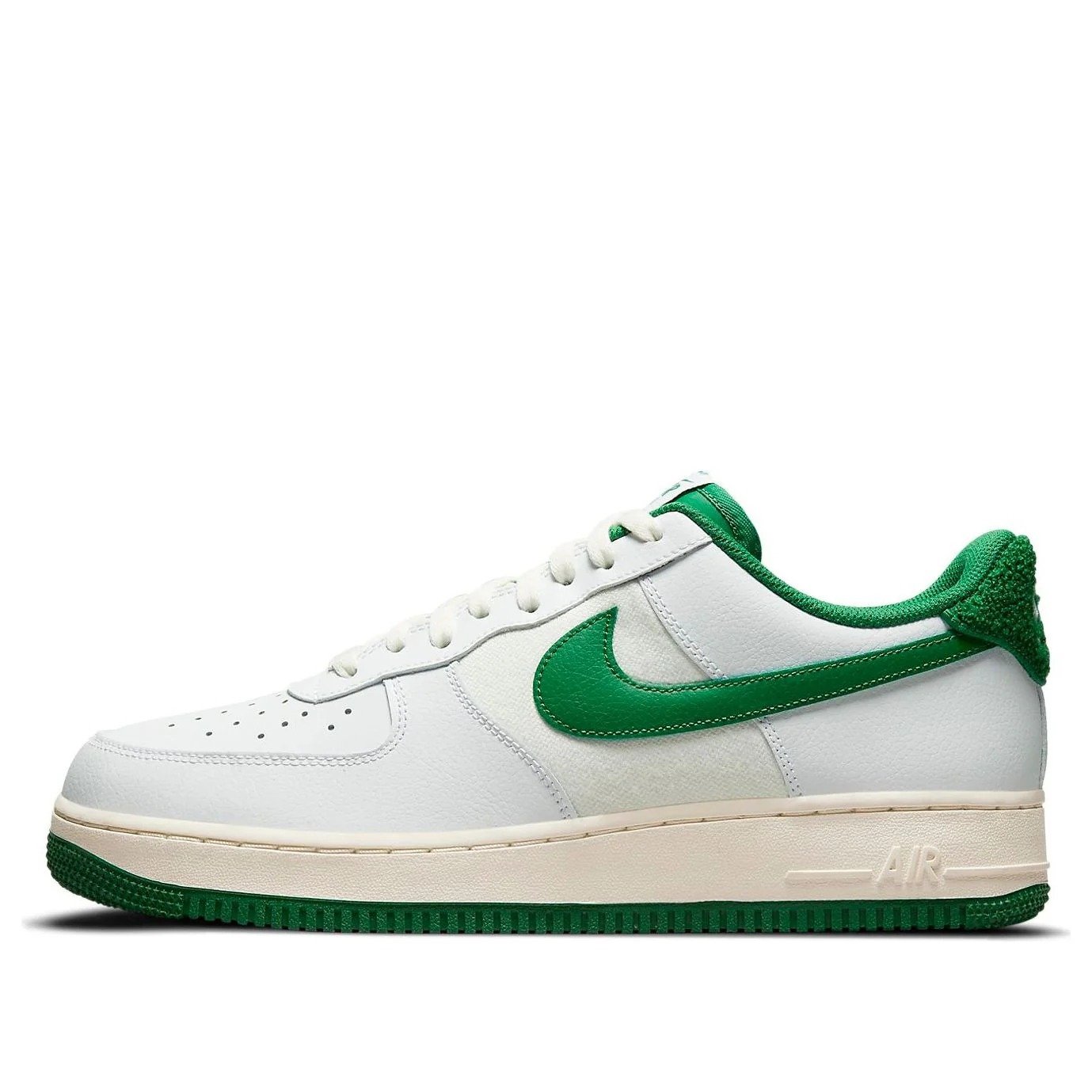 Nike Air Force 1 ’07 LV8 ‘Varsity Jacket’ DO5220-131