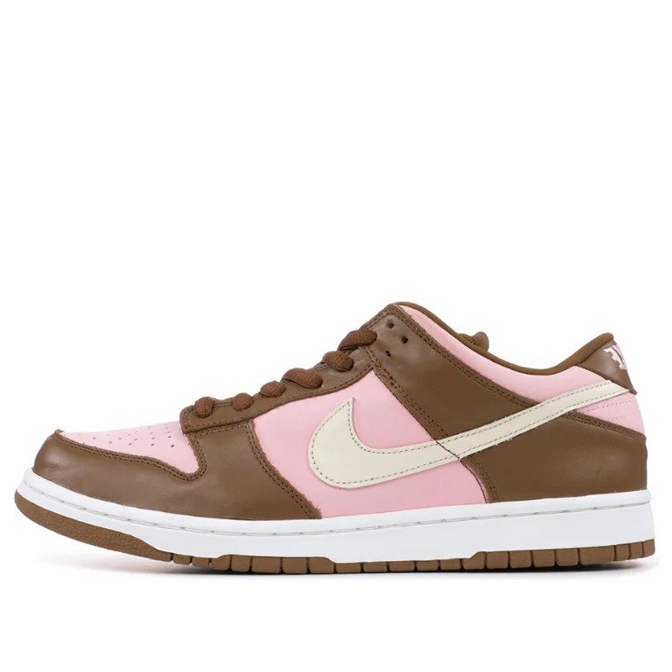 Nike x Stussy SB Dunk Low Pro ‘Cherry’ 304292-671