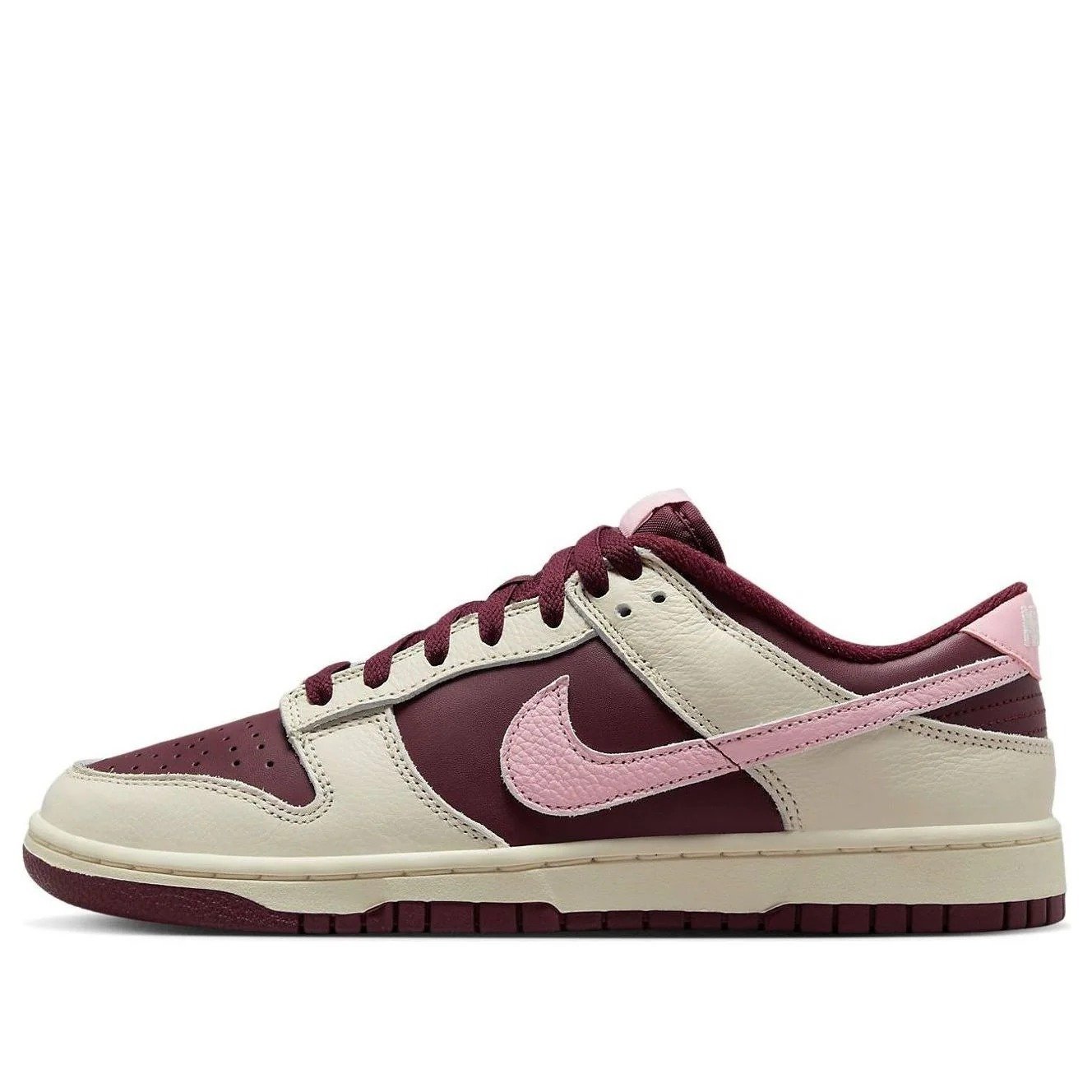Nike Dunk Low Premium ‘Valentine’s Day 2023’ DR9705-100