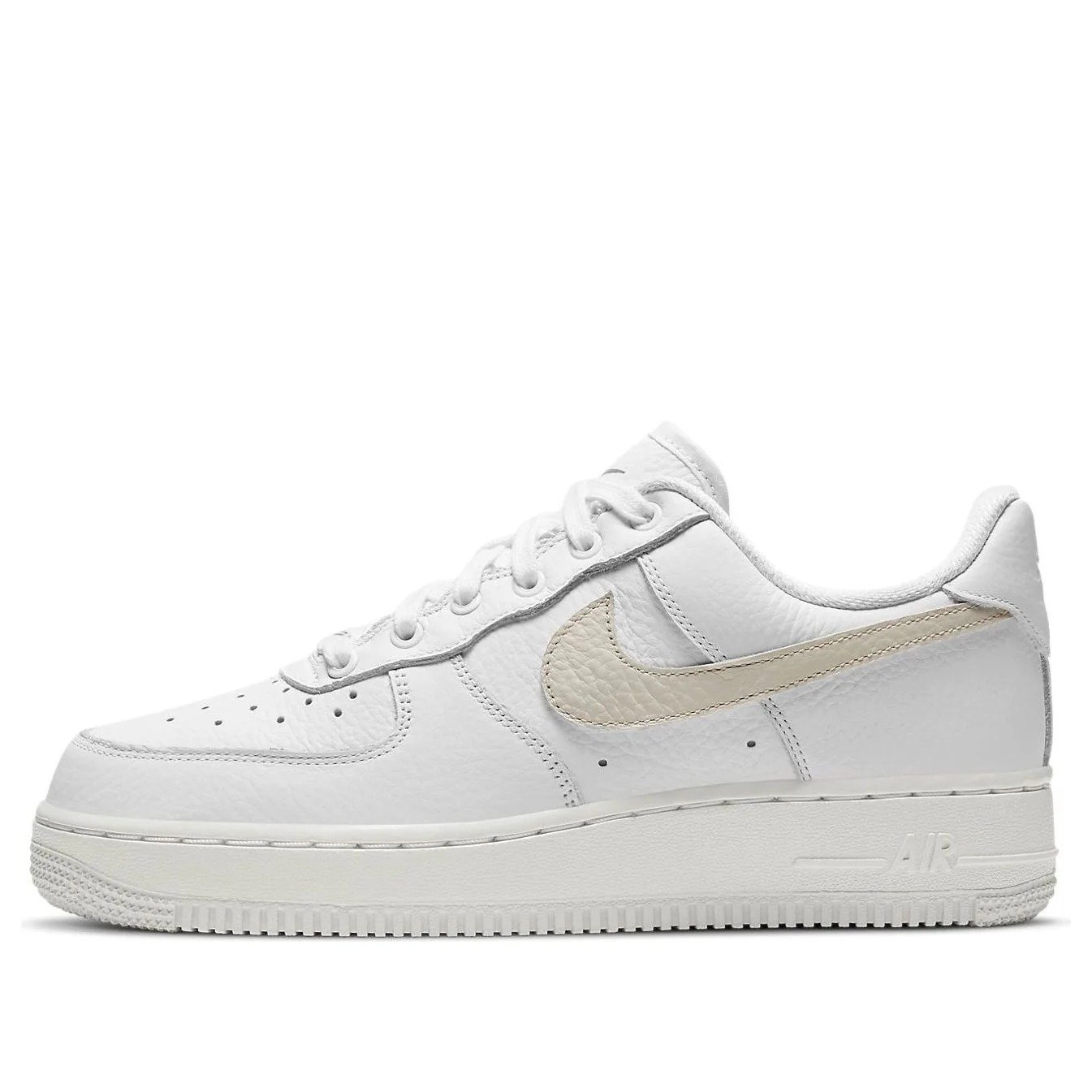 (WMNS) Nike Air Force 1 ’07 ‘Light Bone’ DC1162-100